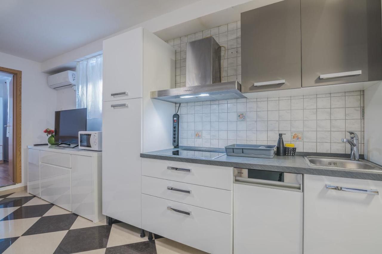 Apartments D Krk Town Luaran gambar