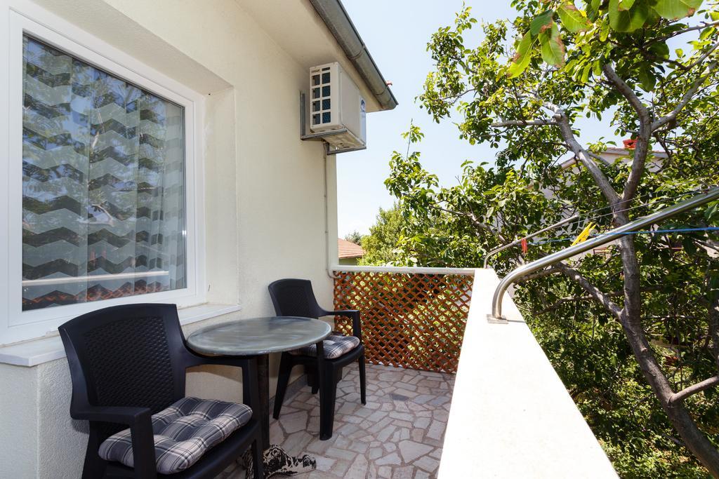 Apartments D Krk Town Luaran gambar