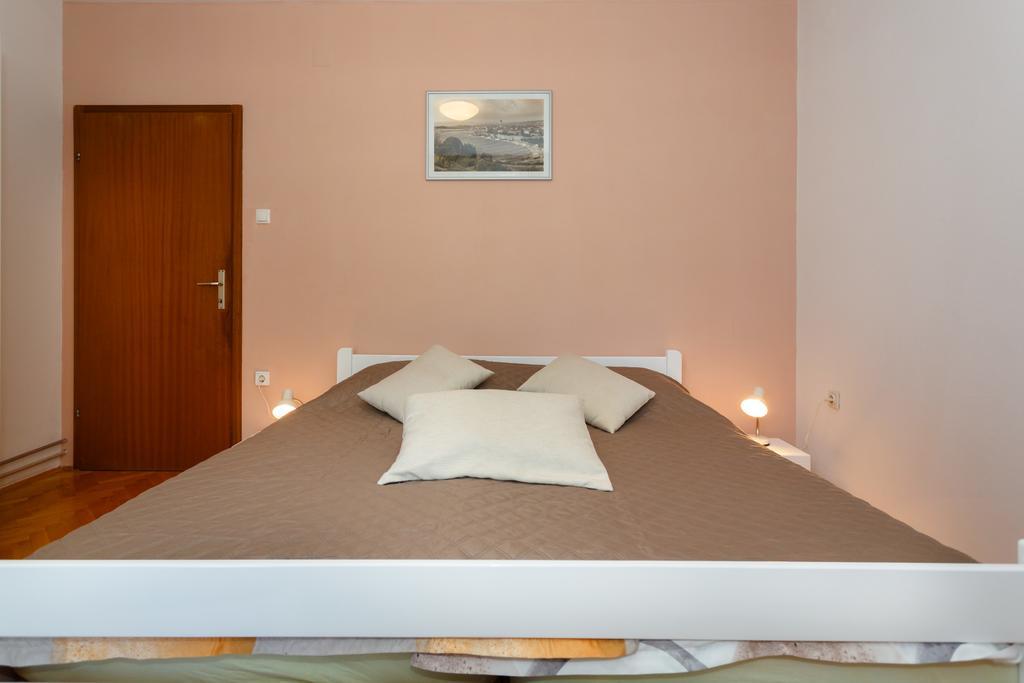 Apartments D Krk Town Luaran gambar